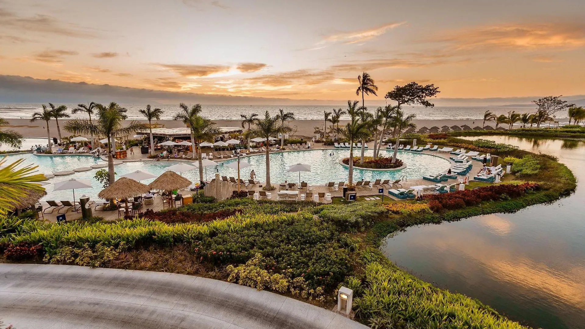 Resort The Grand Luxxe Three Bedroom Spa Suite Nuevo Vallarta
