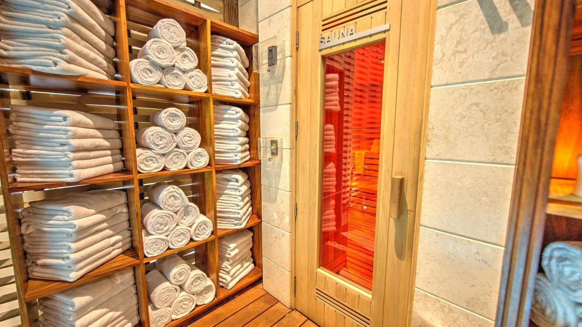 The Grand Luxxe Three Bedroom Spa Suite Nuevo Vallarta 5*,
