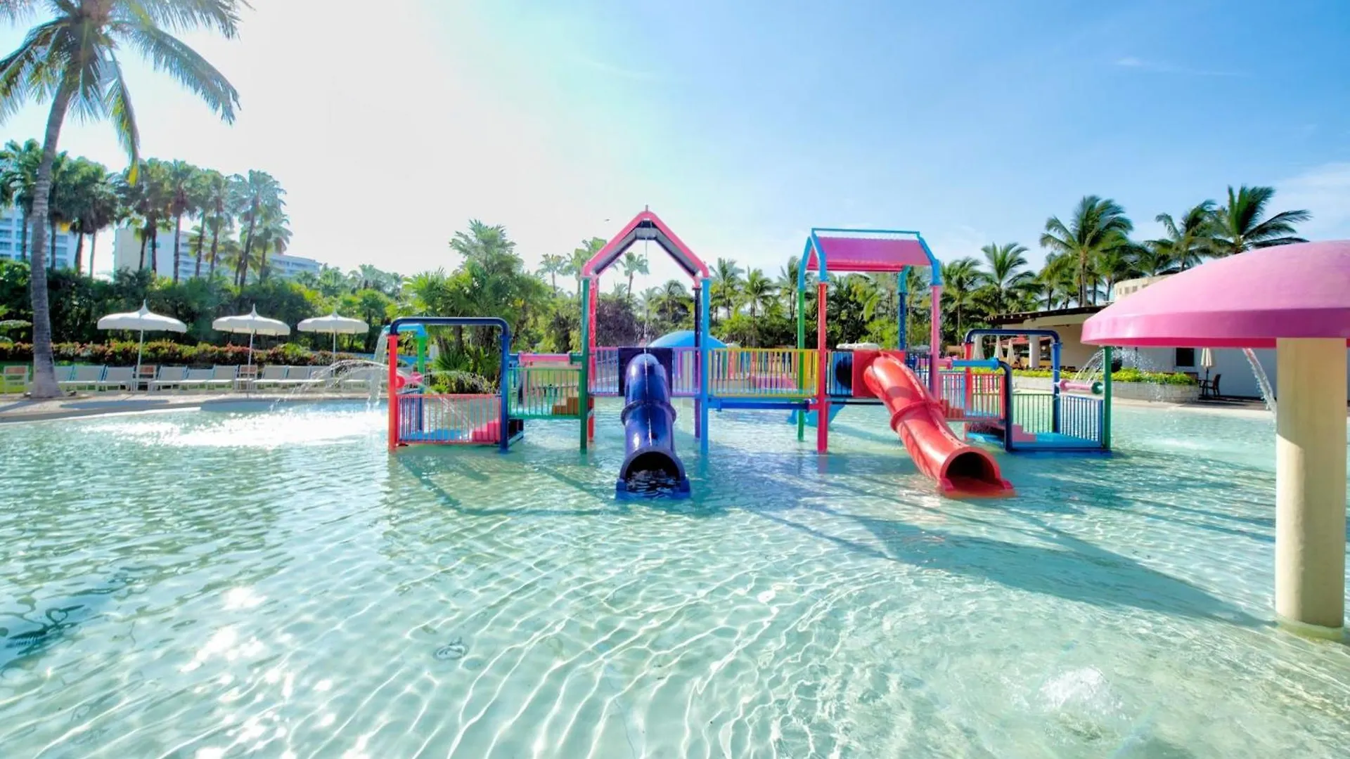 度假村 The Grand Luxxe Three Bedroom Spa Suite 新巴利亚塔